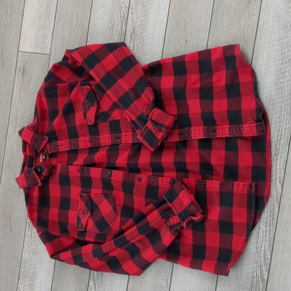 ✨3 For $30✨ Buffalo Check Button Down